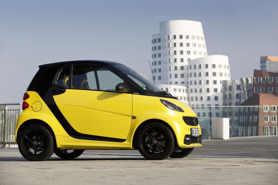  Smart ForTwo Cityflame Edition 2013 года  (фото 12 из 13)